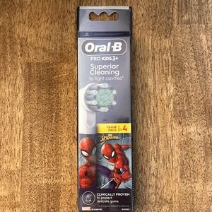 Oral-B Kids Spiderman Toothbrush Head Replacement Pack of‎ 4